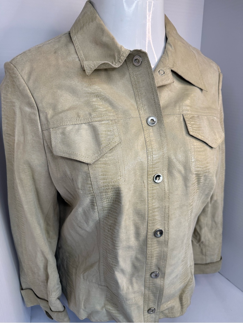 Women's Light Beige Textured Button-Front genuine leather Jacket